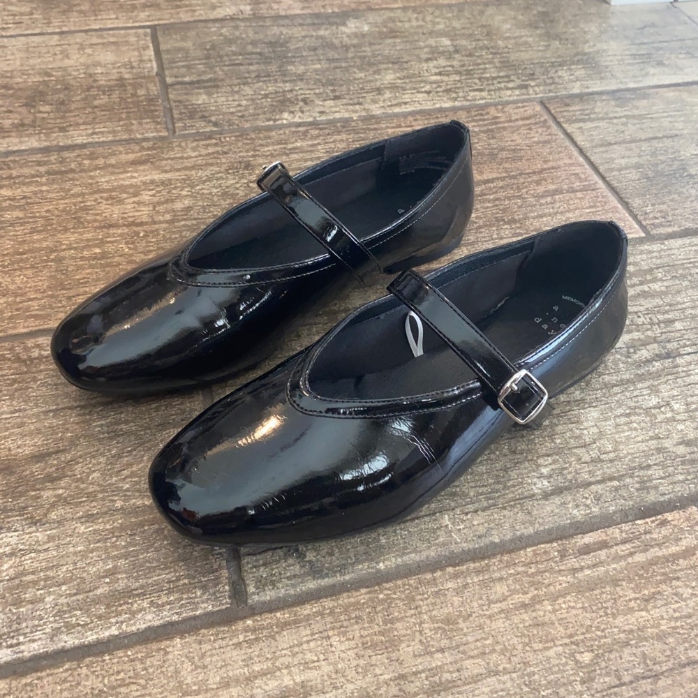 Black Mark Jane Flats